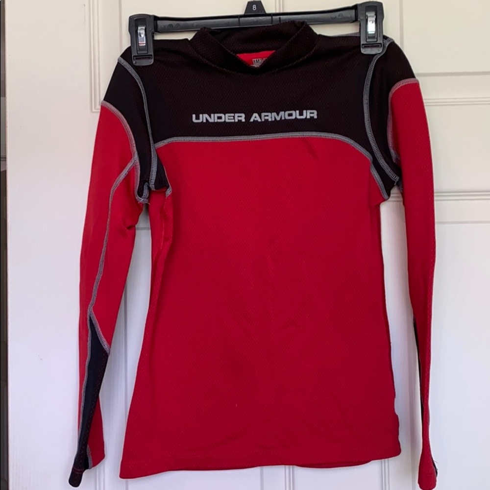 Boys cold gear top
